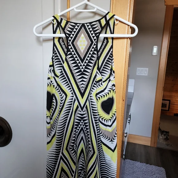 Beach Cover-up - Picture 4 of 4